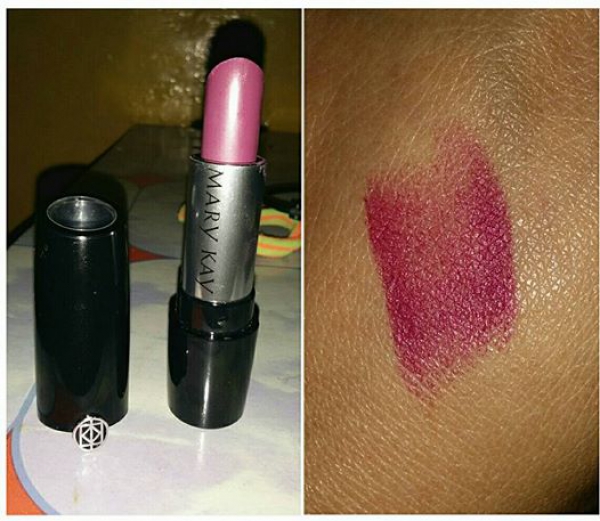 Mary Kay Gel Semi Matte Lipstick In Crushed Berry Review